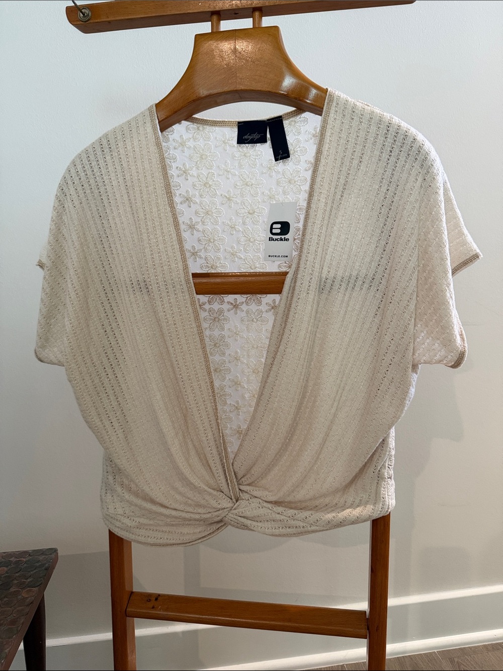 Daytrip Cream Knit Twist-Front Short Sleeve Top Lace Back Flower Pattern